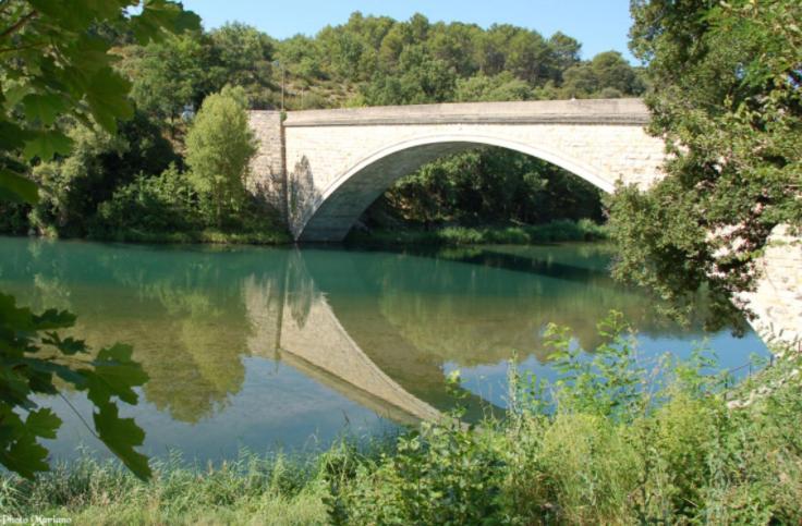 グレウー・レ・バンLe Provenceアパートメント エクステリア 写真